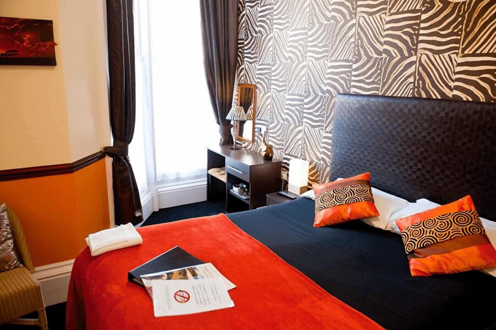 The Scarborough Travel And Holiday Lodge Exteriör bild